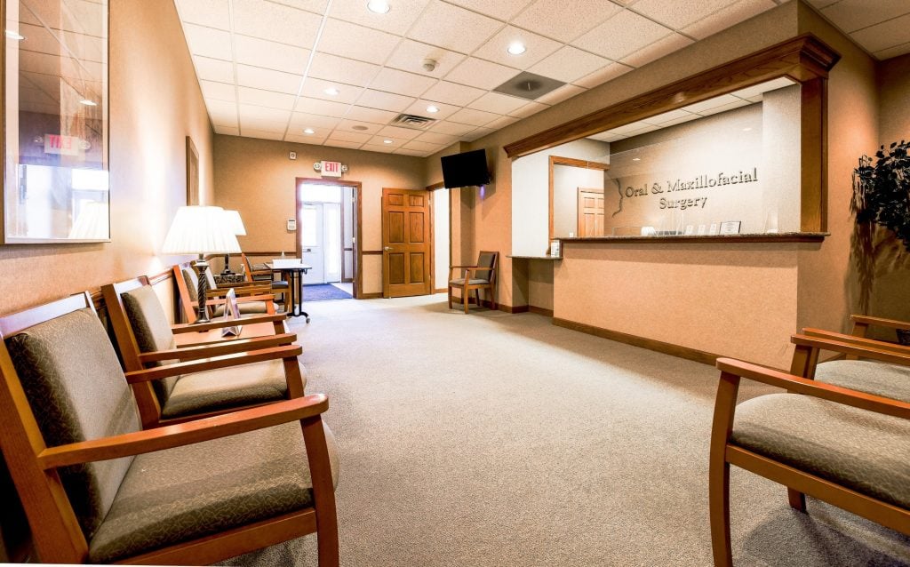 Our state-of-the-art Yorkville dental office Kalant OMS other side